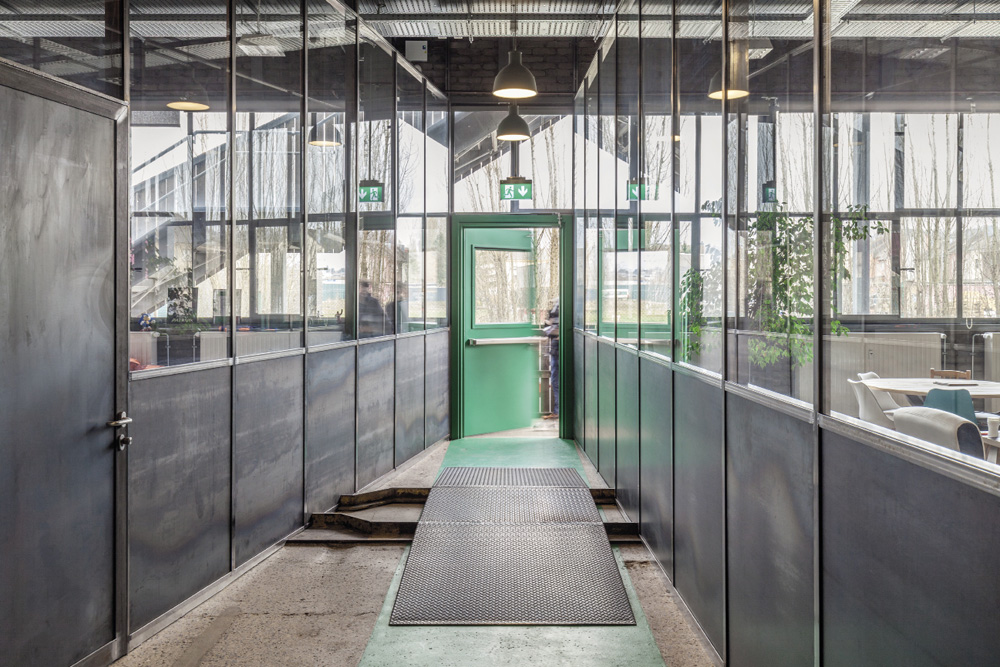 3-4	Création de deux espaces de travail à 1535° Creative Hub