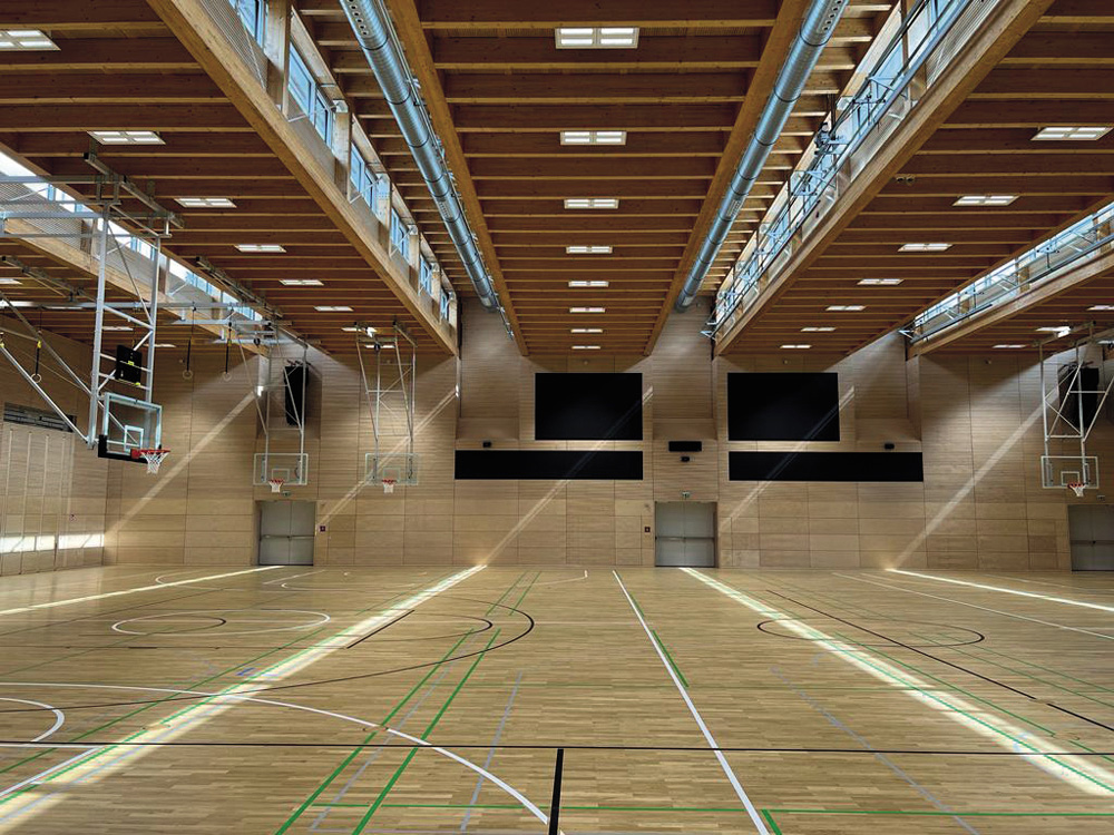  HALL SPORTIF « HOLLESCHBIERG » A HESPERANGE Maître d’ouvrage : A.C. Hesperange  /  Architecte : SEP