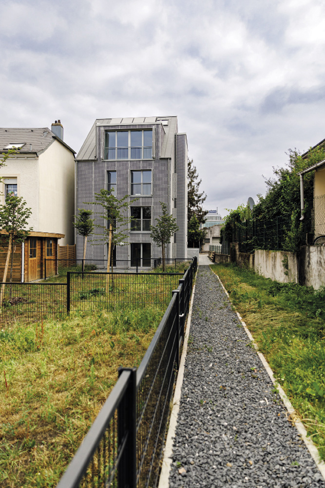 8		Construction d’un immeuble de 4 appartements à Gasperich, Luxembourg