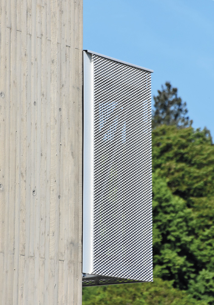 5	«Gangway», passerelle métallique et ascenseur  à Rosport.